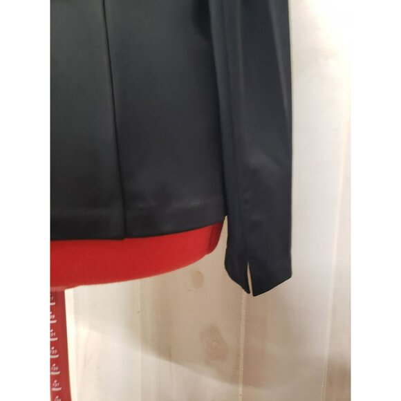 Talbots Black Button-Up Blouse Tailored style, Size L, Long Sleeve, Wrinkle free - Picture 5 of 9